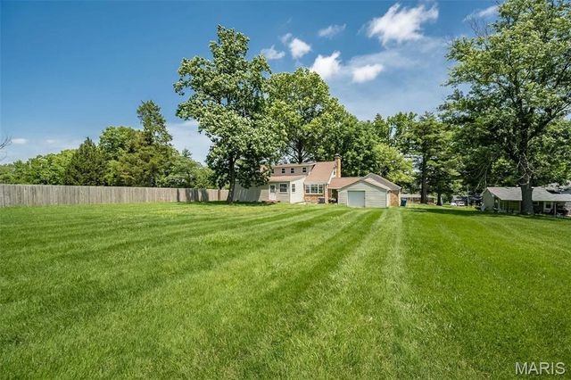 68 Mar El Court, Ellisville, MO 63011