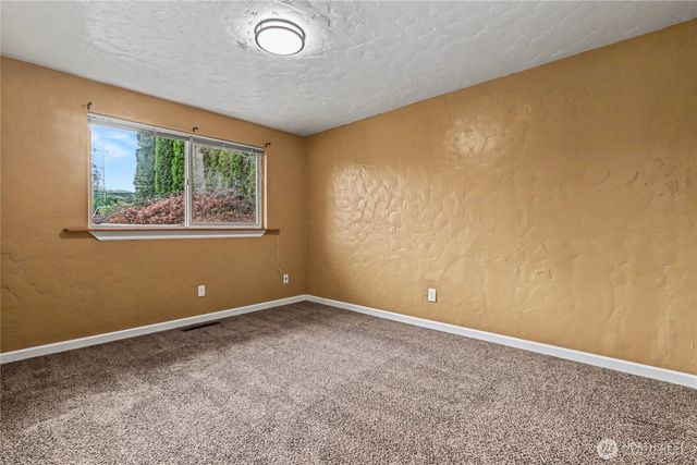 740 Barclift Lane SE, Tumwater, WA 98501