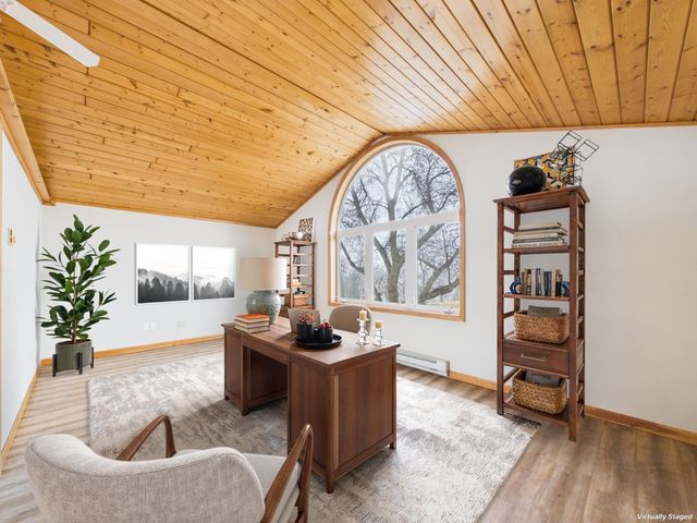 573 Rolling Meadows Lane SE, New Prague, MN 56071