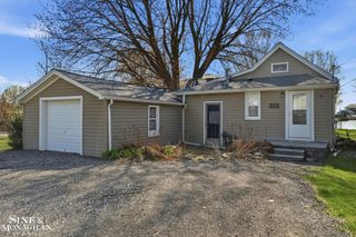 47172 Forton Drive, Chesterfield Twp, MI 48047