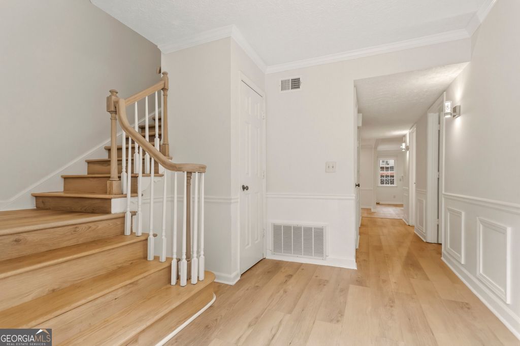 4101 Dunwoody Club Drive 31, Atlanta, GA 30350 — photo 2