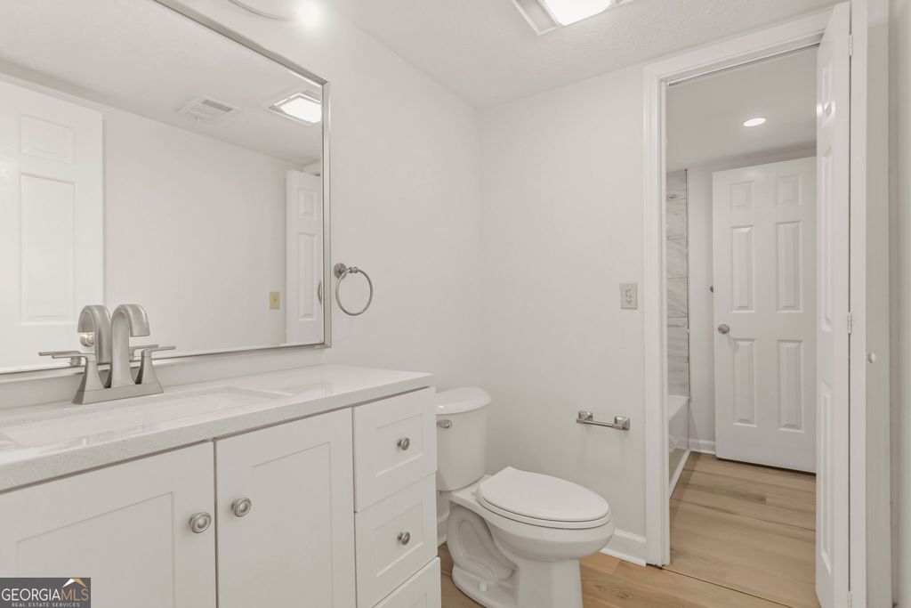 4101 Dunwoody Club Drive 31, Atlanta, GA 30350 — photo 5