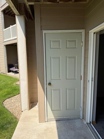 1321 Lake Drive W 111, Chanhassen, MN 55317