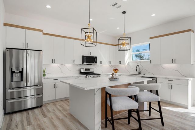 1302 Grove Street, Houston, TX 77020