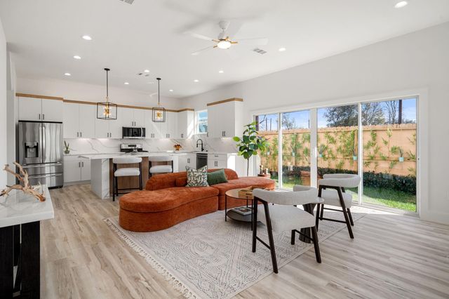 1302 Grove Street, Houston, TX 77020