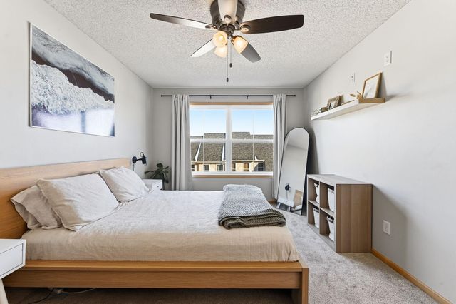 11668 84th Avenue N 303, Maple Grove, MN 55369