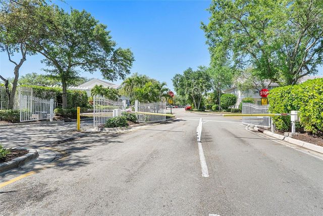 9816 NW 56th Place, Coral Springs, FL 33076