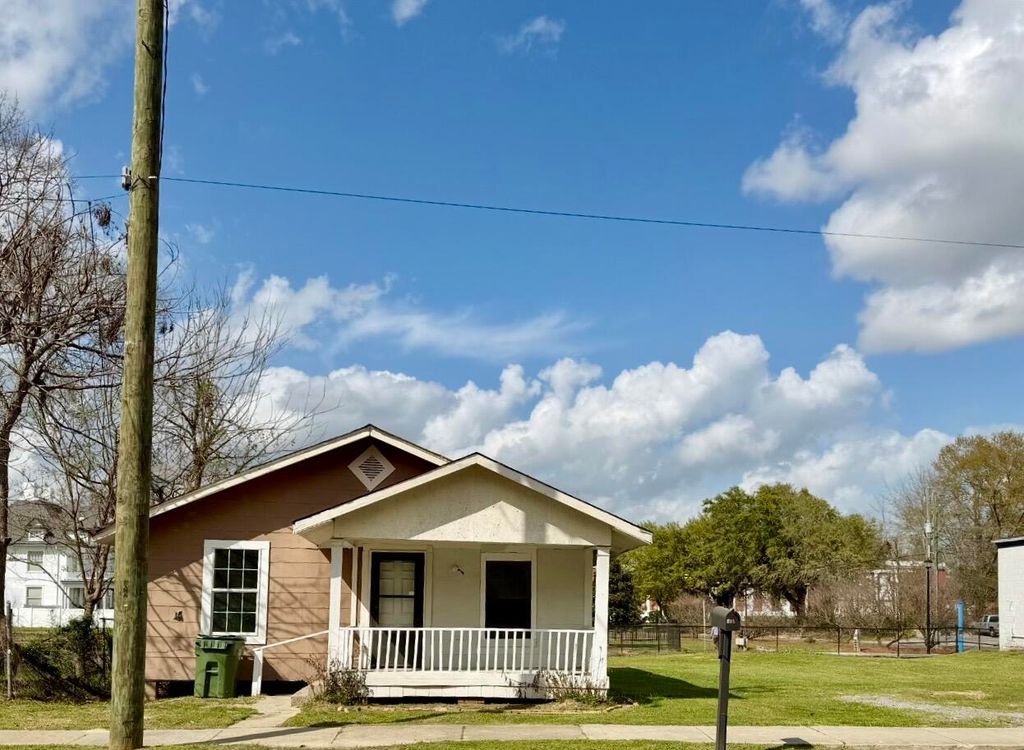 115 W 4th St., Hattiesburg, MS 39401