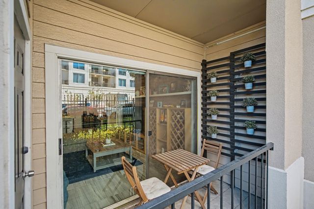 3231 Allen Parkway 2104, Houston, TX 77019