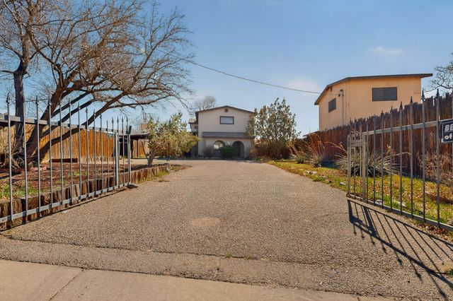 348 Cutler Avenue NE, Albuquerque, NM 87102