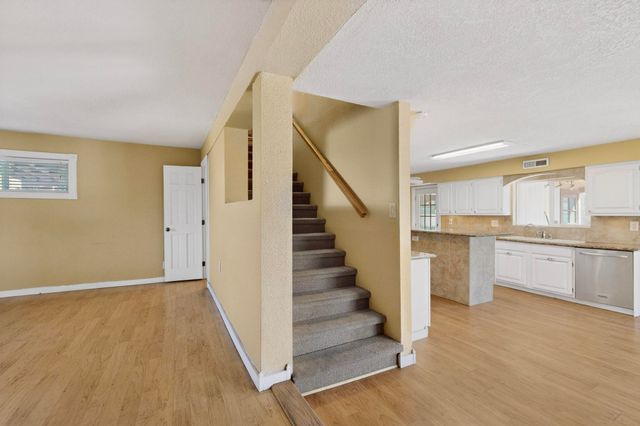 348 Cutler Avenue NE, Albuquerque, NM 87102