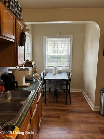 741 S 39th St, Louisville, KY 40211