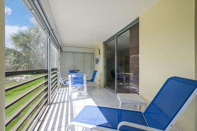 5340 NW 2nd Avenue NW 226, Boca Raton, FL 33487