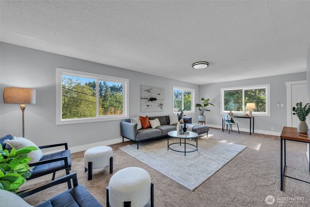 7728 Mesplay Avenue SE, Lacey, WA 98503