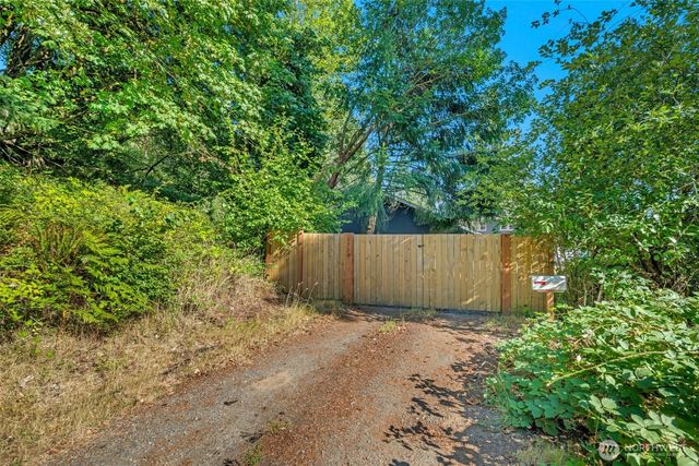7728 Mesplay Avenue SE, Lacey, WA 98503