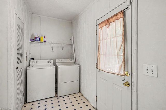 1252 Wagon Wheel Road, Reidsville, NC 27320