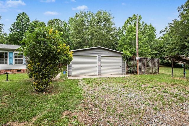 1252 Wagon Wheel Road, Reidsville, NC 27320