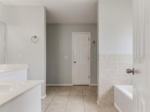 2321 SW 94th Terrace, Oklahoma City, OK 73159