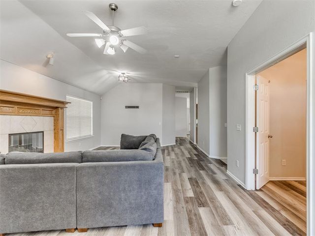 2321 SW 94th Terrace, Oklahoma City, OK 73159