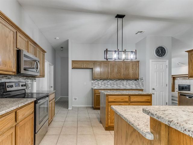 2321 SW 94th Terrace, Oklahoma City, OK 73159