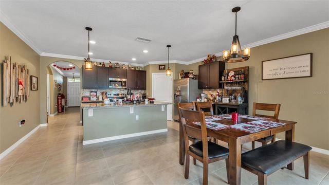 240 ST THOMAS DRIVE, Mulberry, FL 33860