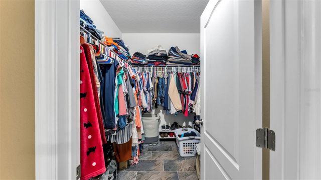 240 ST THOMAS DRIVE, Mulberry, FL 33860