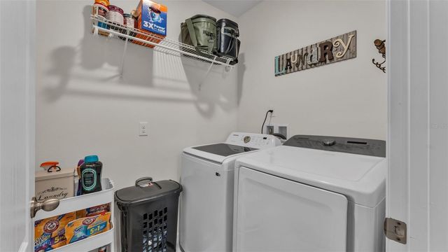 240 ST THOMAS DRIVE, Mulberry, FL 33860