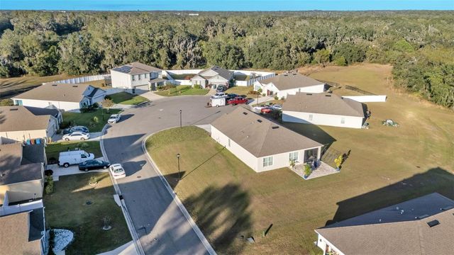 240 ST THOMAS DRIVE, Mulberry, FL 33860