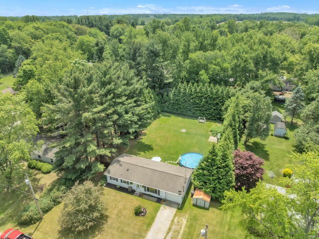 1585 W 115 N Road, Angola, IN 46703
