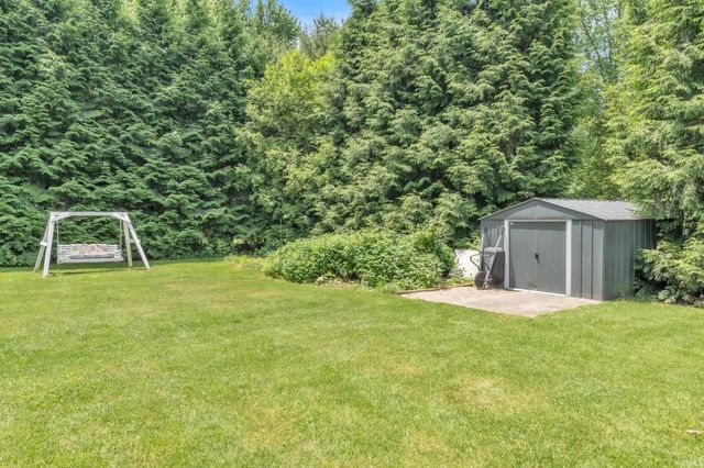 1585 W 115 N Road, Angola, IN 46703
