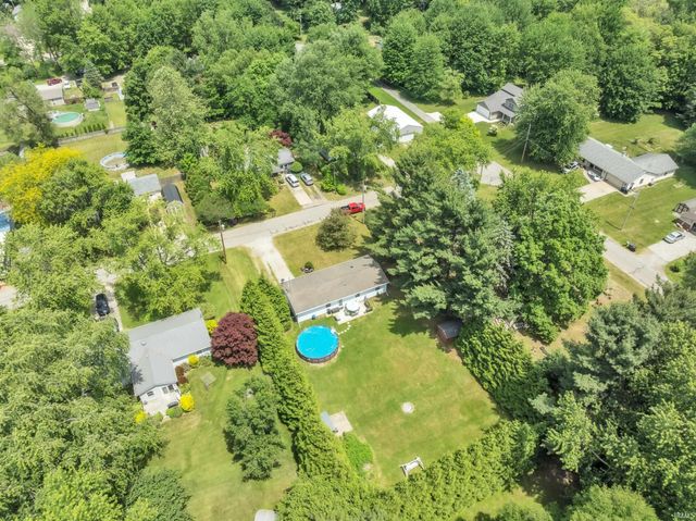 1585 W 115 N Road, Angola, IN 46703