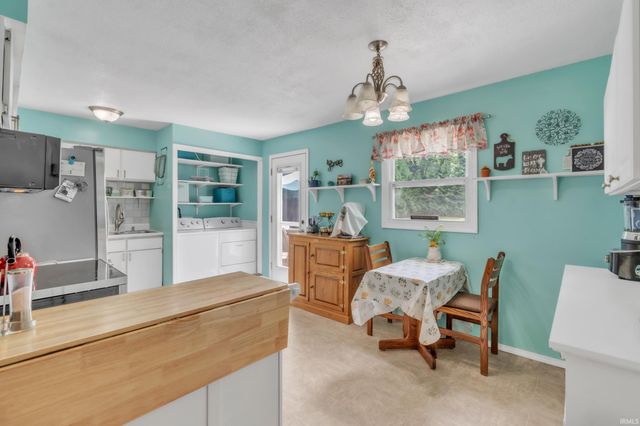 1585 W 115 N Road, Angola, IN 46703