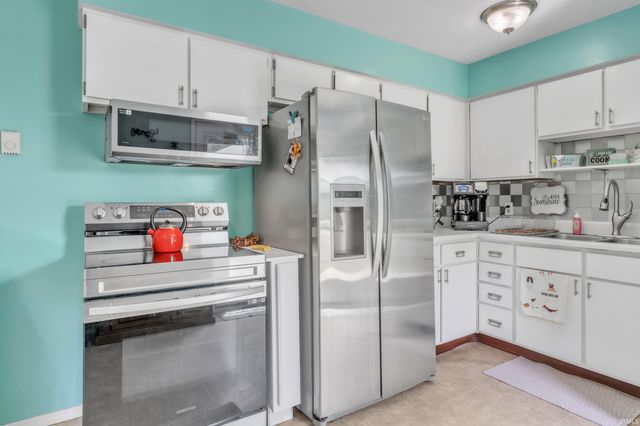1585 W 115 N Road, Angola, IN 46703