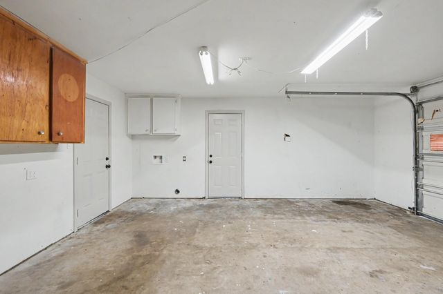 1409 S 3rd Street, Conroe, TX 77301