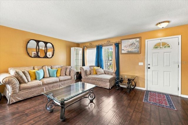 7517 HUNTERS GREENE CIRCLE, Lakeland, FL 33810