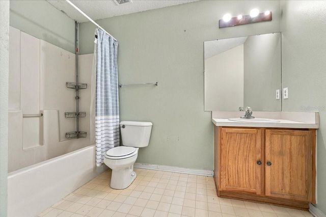7517 HUNTERS GREENE CIRCLE, Lakeland, FL 33810