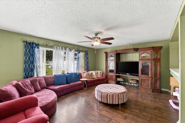 7517 HUNTERS GREENE CIRCLE, Lakeland, FL 33810