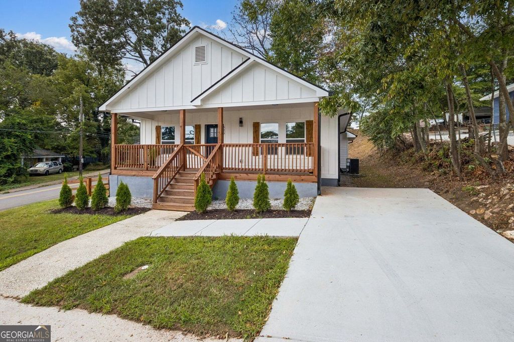 629 Elmwood Street, Canton, GA 30114 — photo 2