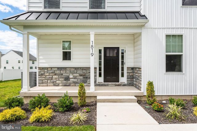 1819 HALLOWELL RD, Plymouth Meeting, PA 19462