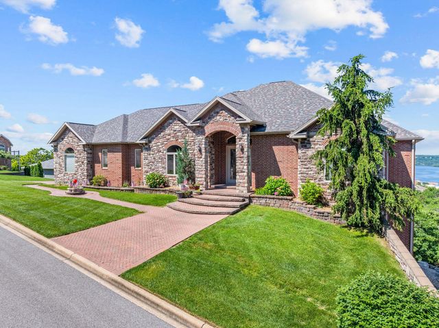 295 Split Rock Drive, Hollister, MO 65672