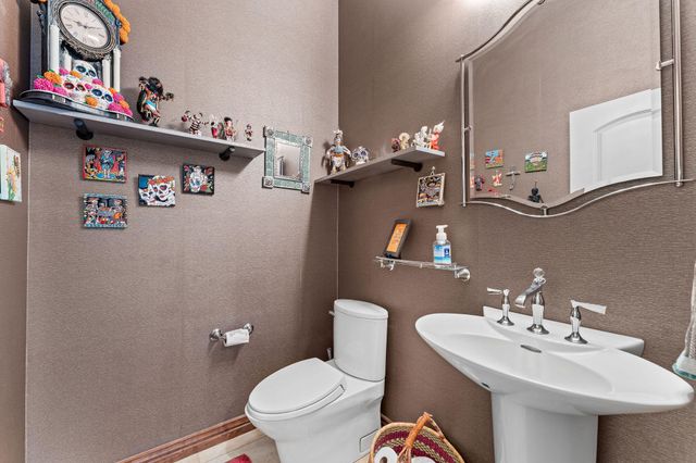 295 Split Rock Drive, Hollister, MO 65672