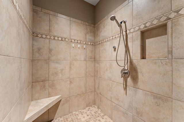 295 Split Rock Drive, Hollister, MO 65672