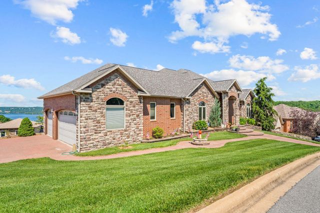 295 Split Rock Drive, Hollister, MO 65672