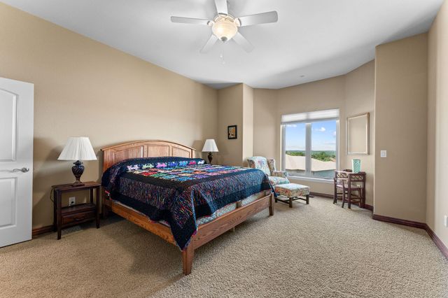 295 Split Rock Drive, Hollister, MO 65672