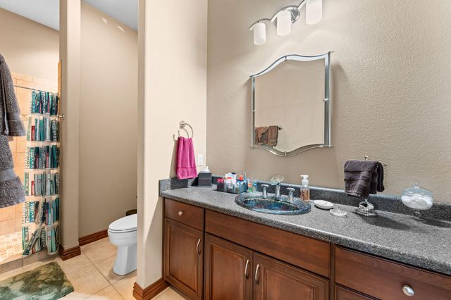 295 Split Rock Drive, Hollister, MO 65672