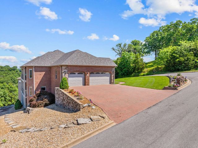 295 Split Rock Drive, Hollister, MO 65672
