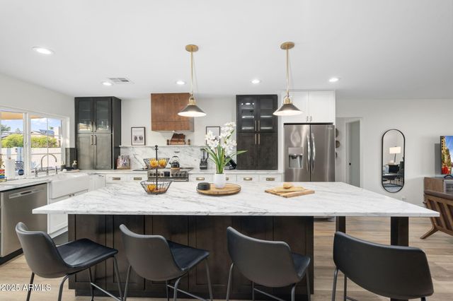 5142 E NISBET Road, Scottsdale, AZ 85254