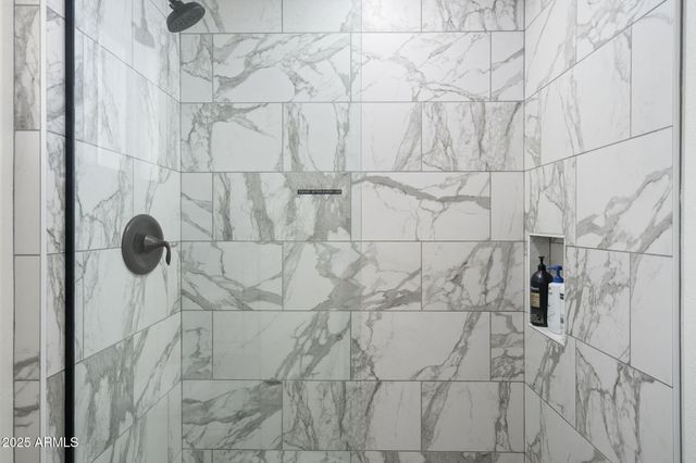 5142 E NISBET Road, Scottsdale, AZ 85254