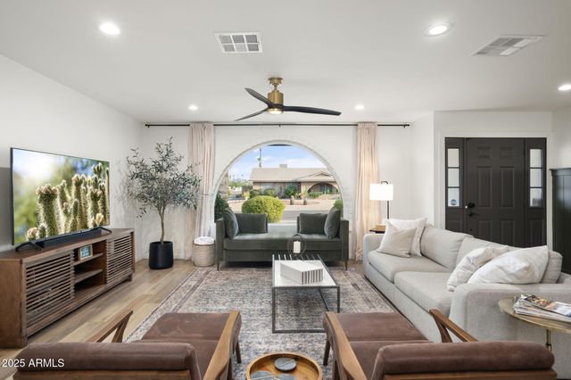 5142 E NISBET Road, Scottsdale, AZ 85254