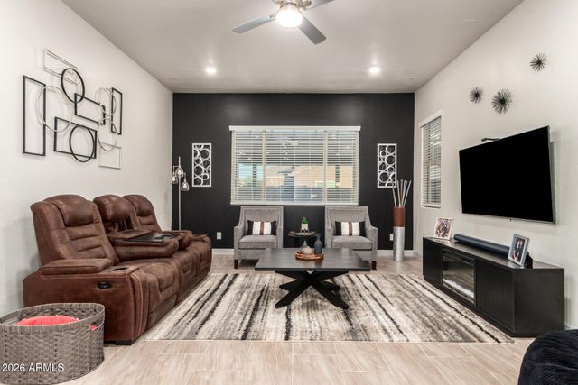 24253 N 170TH Lane, Surprise, AZ 85387